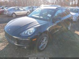 
										2018 Porsche Macan full									