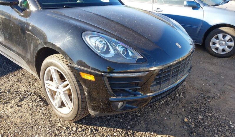 
								2018 Porsche Macan full									