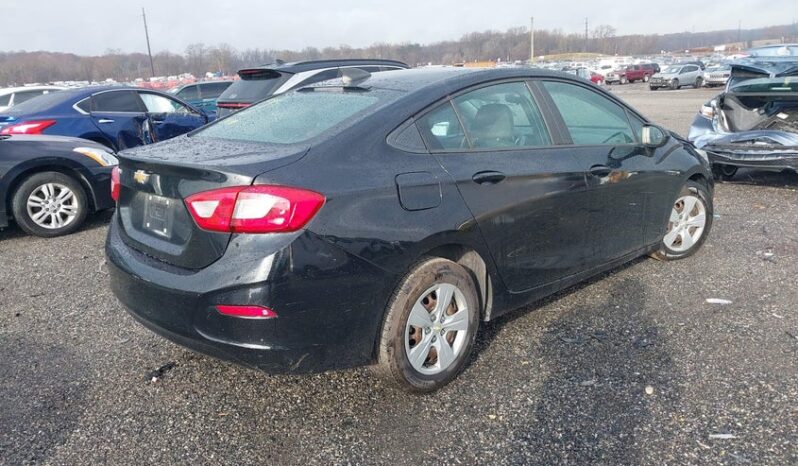 
								2018 Chevrolet Cruze full									