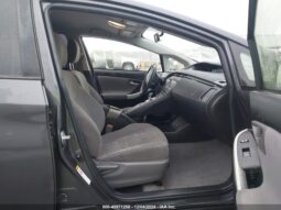
										2015 Toyota Prius full									