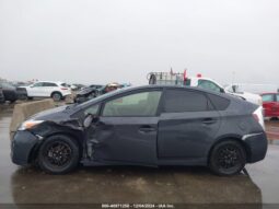 
										2015 Toyota Prius full									