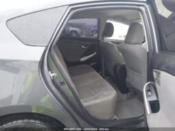
										2015 Toyota Prius full									