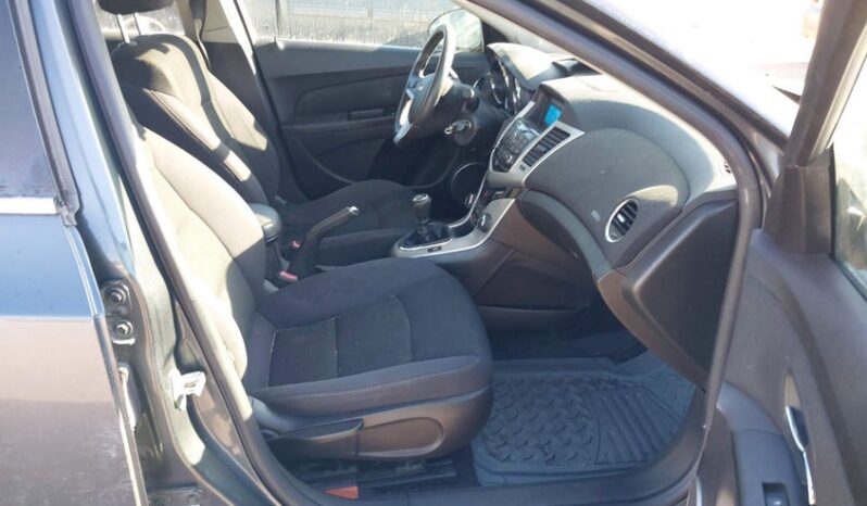 
								2013 Chevrolet Cruze full									