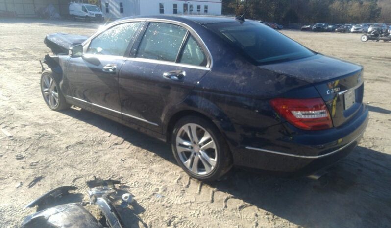 
								2014 Mercedes-benz C full									