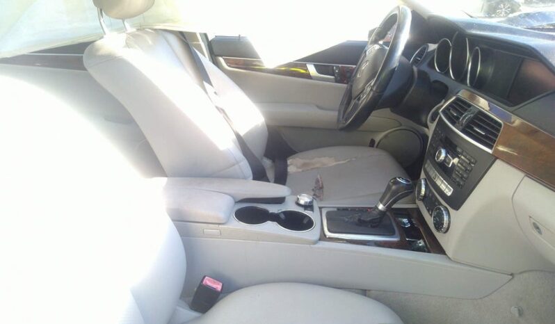 
								2014 Mercedes-benz C full									