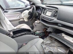 
										2017 Toyota Highlander full									