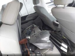 
										2017 Toyota Highlander full									