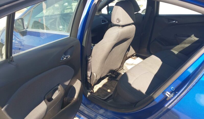 
								2018 Chevrolet Cruze full									