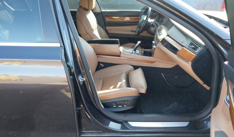 
								2012 BMW 750li full									