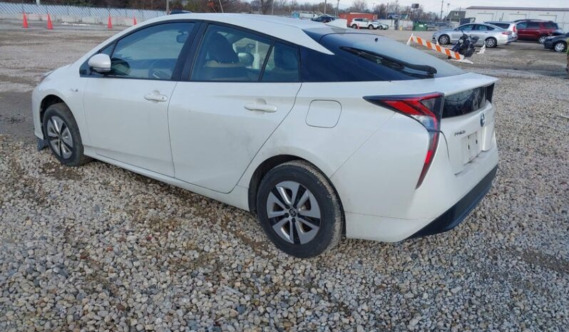 
								2016 Toyota Prius full									