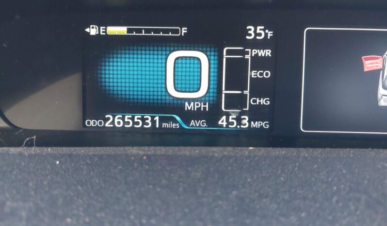 
								2016 Toyota Prius full									