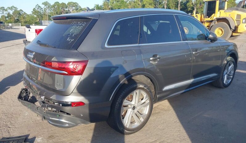 
								2022 Audi Q7 full									