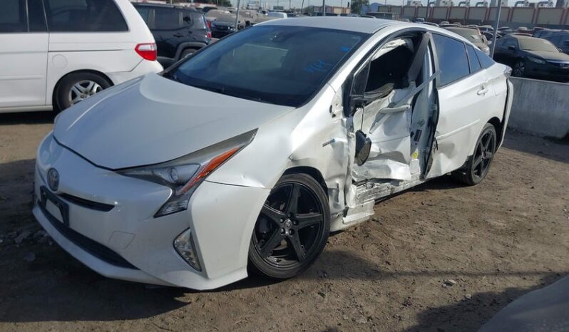 
								2016 Toyota Prius full									