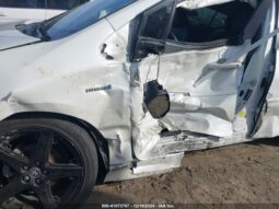 
										2016 Toyota Prius full									
