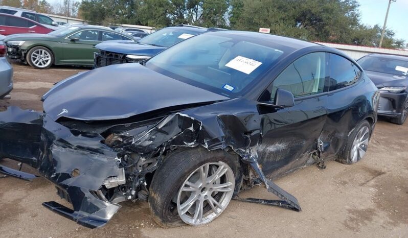 
								2024 Tesla Model y full									