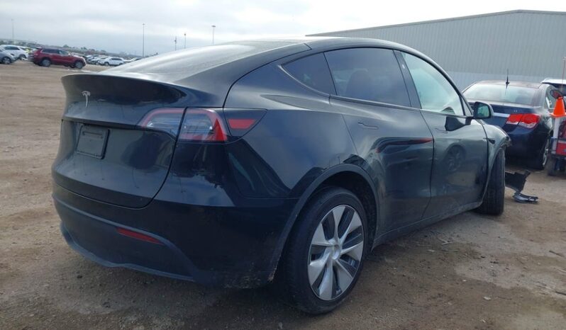 
								2024 Tesla Model y full									