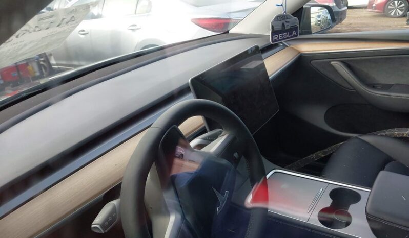 
								2024 Tesla Model y full									