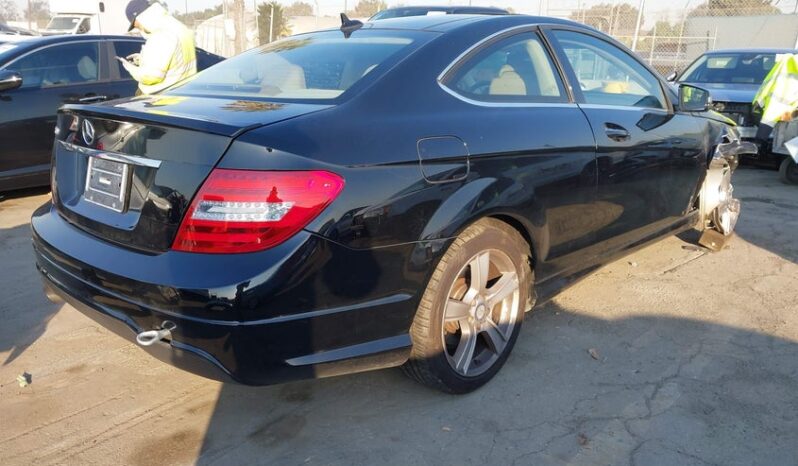 
								2014 Mercedes-benz C 250 full									