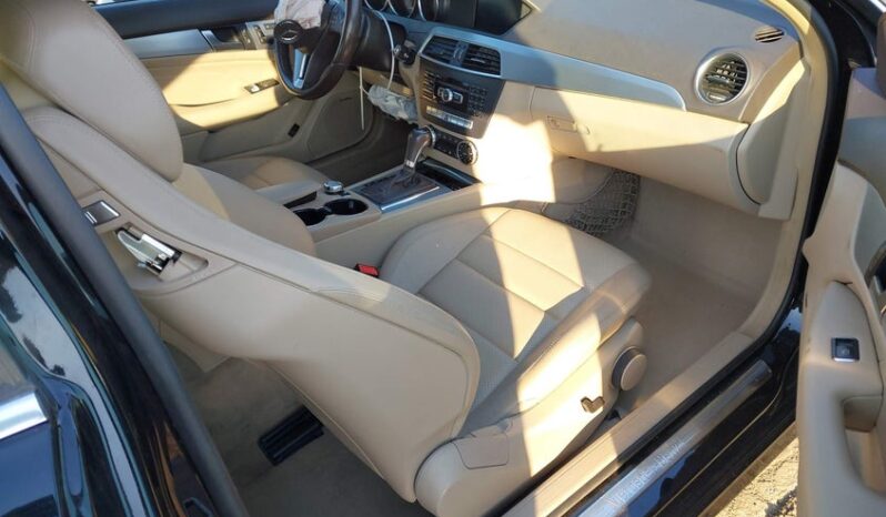 
								2014 Mercedes-benz C 250 full									
