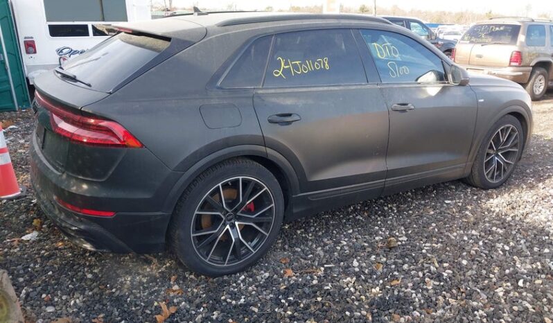 
								2023 Audi Q8 full									