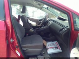 
										2015 Toyota Prius full									
