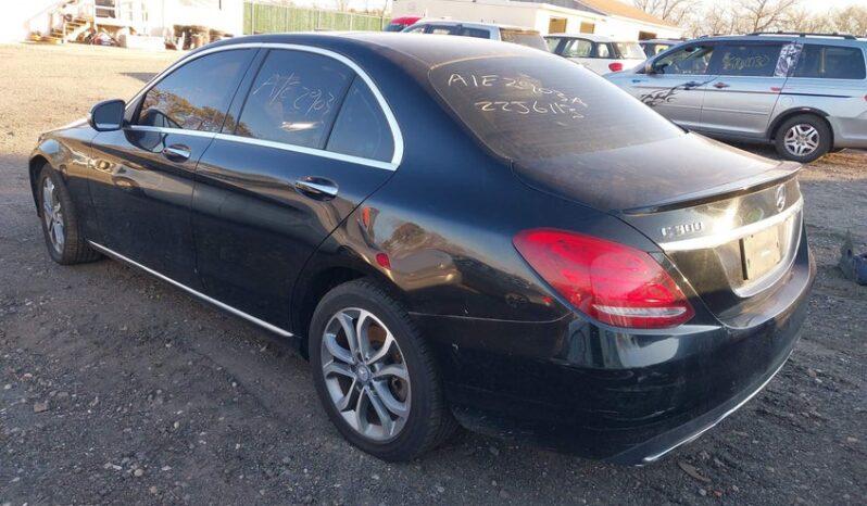 
								2015 Mercedes-benz C 300 full									