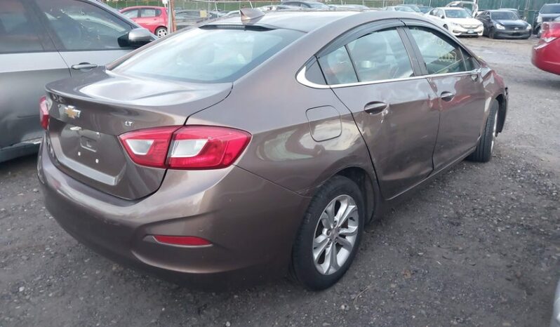 
								2019 Chevrolet Cruze full									