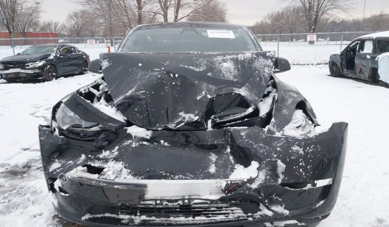 
								2025 Tesla Model y full									
