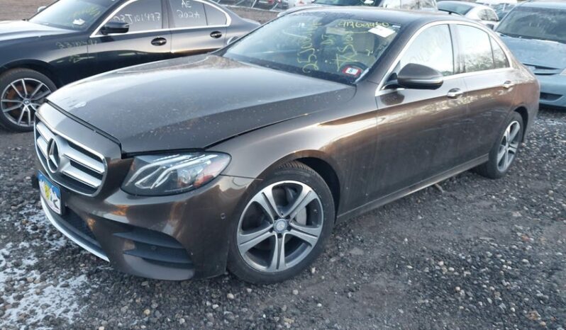 
								2017 Mercedes-benz E 300 full									