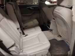 
										2022 Audi Q7 full									
