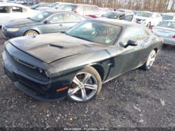 
										2017 Dodge Challenger full									