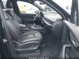 
										2017 Audi Q7 full									