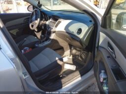 
										2015 Chevrolet Cruze full									