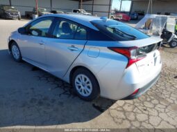 
										2019 Toyota Prius full									