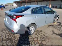 
										2019 Toyota Prius full									