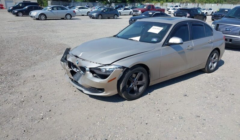 
								2013 BMW 3 series full									
