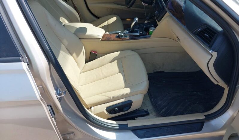 
								2013 BMW 3 series full									