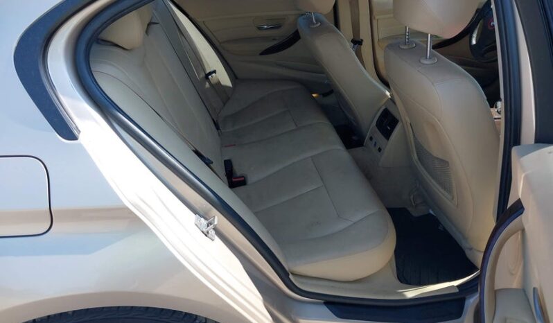 
								2013 BMW 3 series full									
