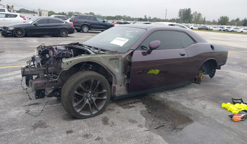 
								2021 Dodge Challenger full									