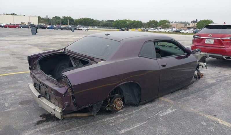 
								2021 Dodge Challenger full									