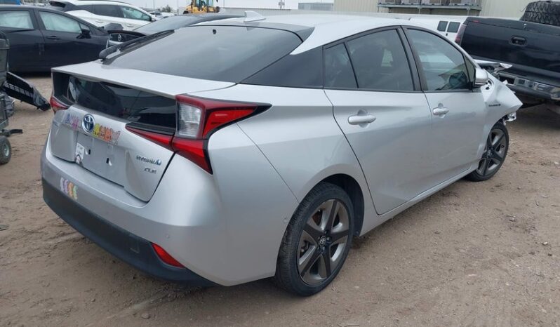 
								2019 Toyota Prius full									
