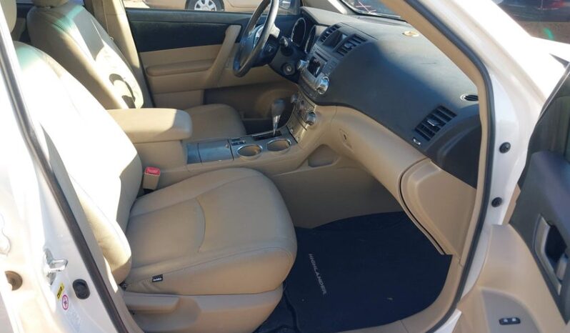 
								2012 Toyota Highlander full									