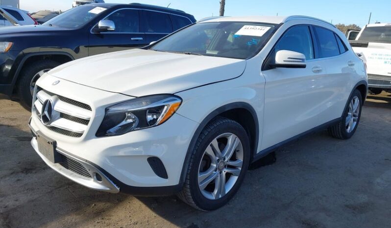 
								2015 Mercedes-benz Gla 250 full									
