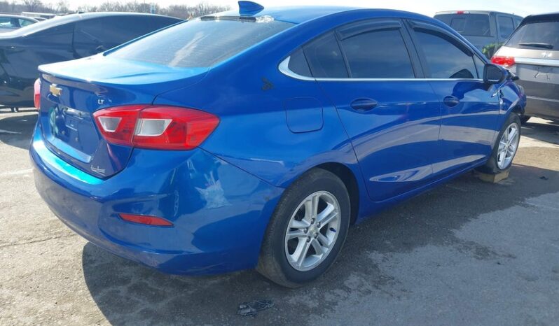 
								2017 Chevrolet Cruze full									