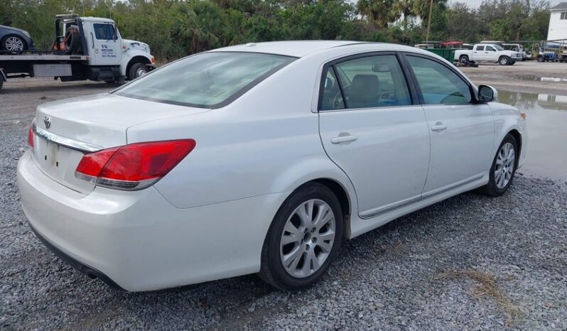 
								2012 Toyota Avalon full									