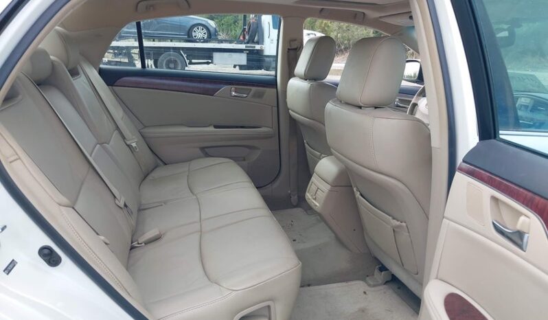 
								2012 Toyota Avalon full									