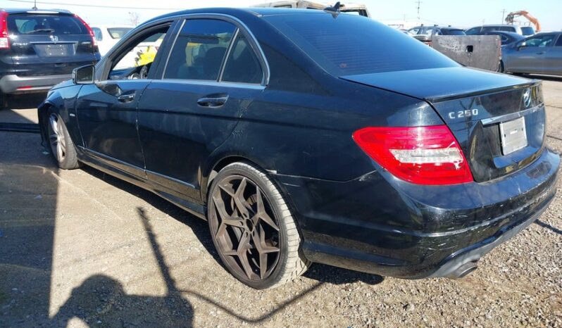
								2012 Mercedes-benz C 250 full									