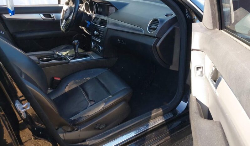 
								2012 Mercedes-benz C 250 full									