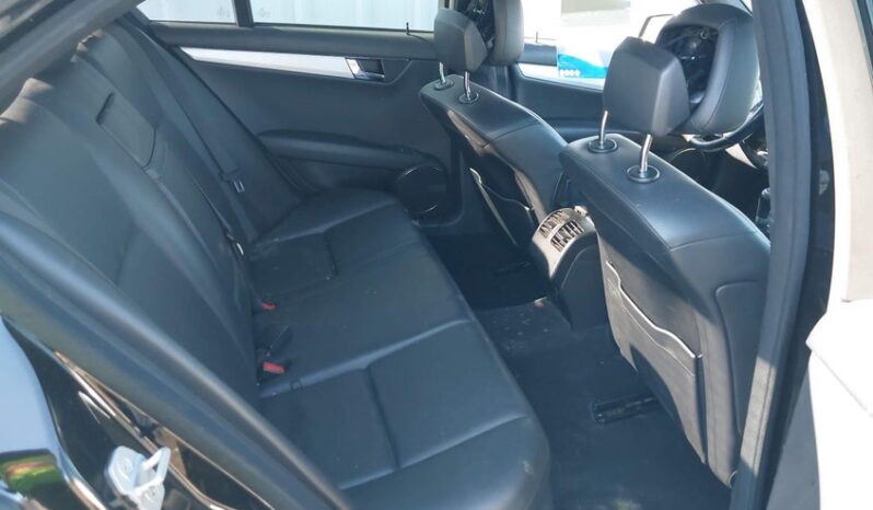 
								2012 Mercedes-benz C 250 full									