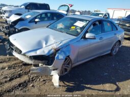 
										2013 Mercedes-benz C 300 full									